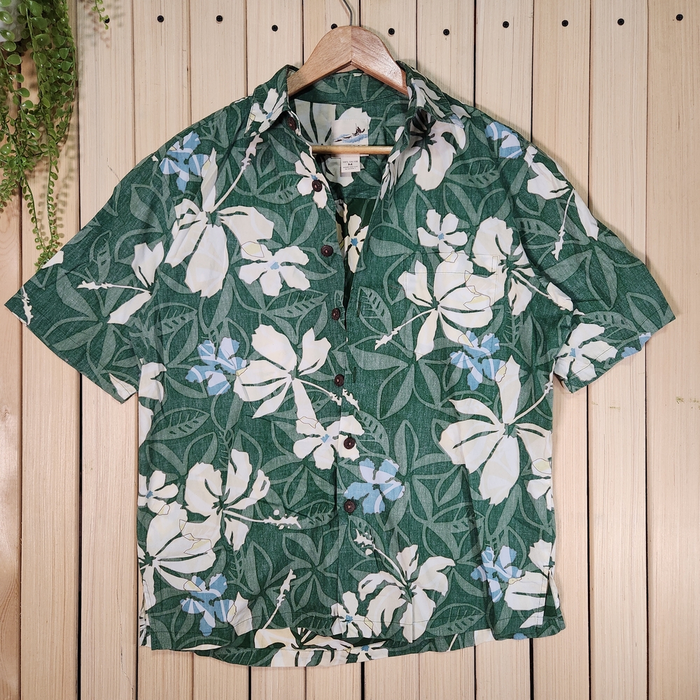 Kahala Men's Shirt Green Floral Size M Hawaiian